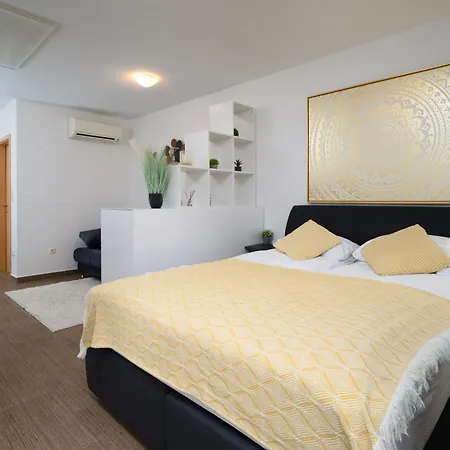 Castle Apartman